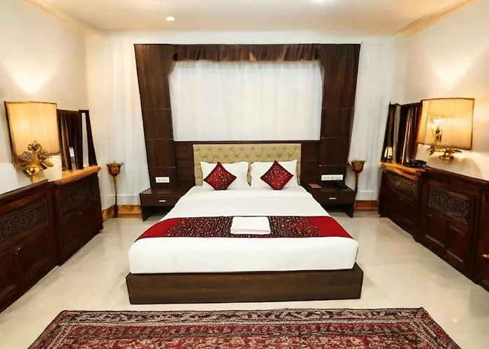 Hotel Almati Inn Near Delhi Airport - With Free Airport Pickup